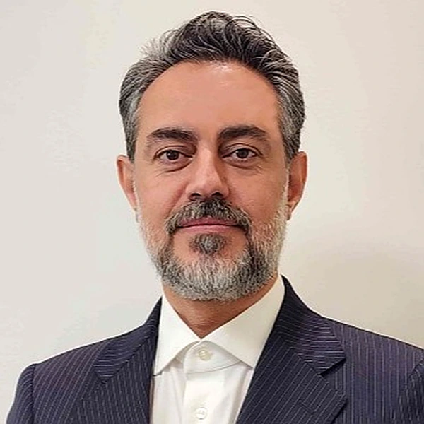 دکتر حسین حیدری
